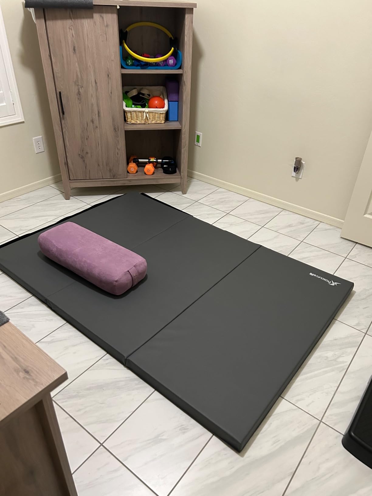 ProsourceFit Tri-Fold Folding Thick Exercise Mat 6'x4' with Carrying Handles for Tumbling, Martial Arts, Gymnastics, Stretching, Core Workouts customer photo 2