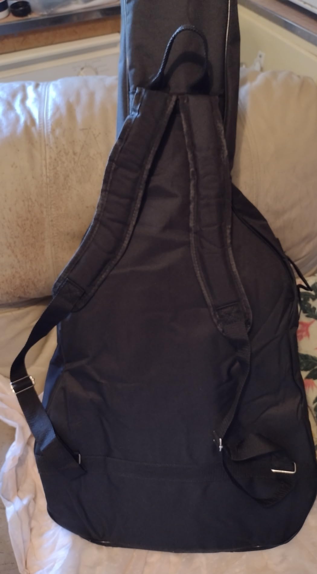 CAHAYA 41 In Acoustic Guitar Bag 0.35 In Thick Padding Water Resistant Soft Guitar Case Dual Adjustable Shoulder Strap Gig Bag with Back Hanger Loop, Black CY0152 customer photo 1