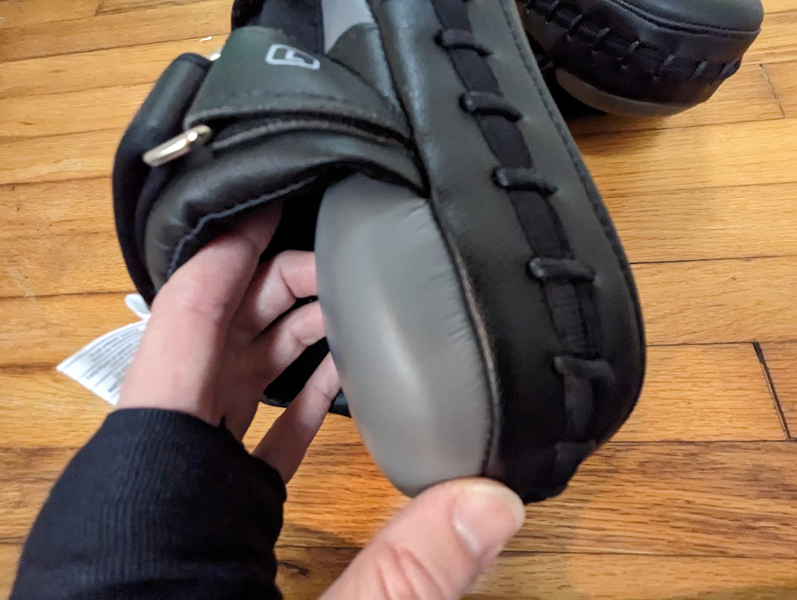 Hayabusa PTS 3 Focus Mitts Pair - Black, Standard customer photo 1