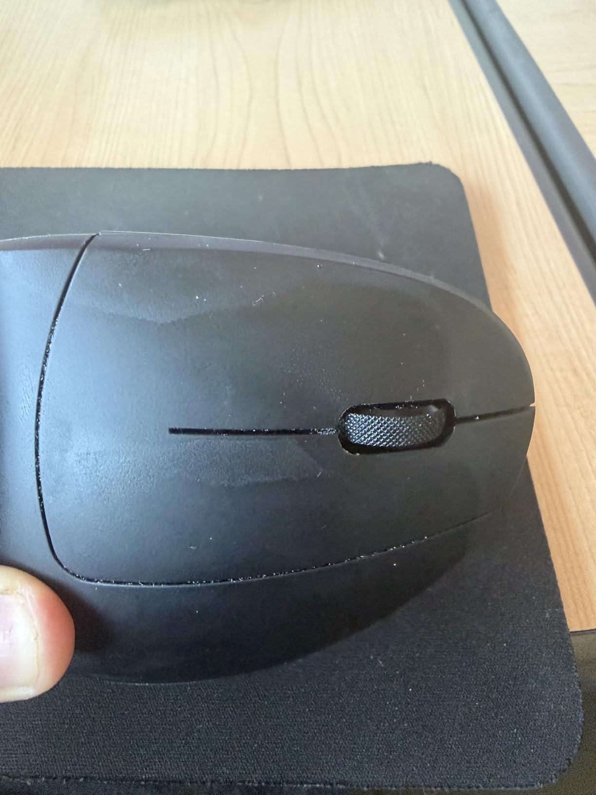 Lekvey Ergonomic Mouse, Rechargeable Vertical Wireless Mouse, Comfort Grip | Long Battery Life, USB-C Charging, Quiet Click, Carpal Tunnel Support, 2.4G Wireless, 3DPI 800/1200/1600, for Laptop, Mac, PC customer photo 1