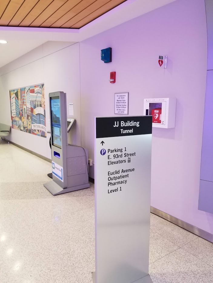 Philips HeartStart OnSite AED Defibrillator, Slim Carry Case M5066A-C02 customer photo 1