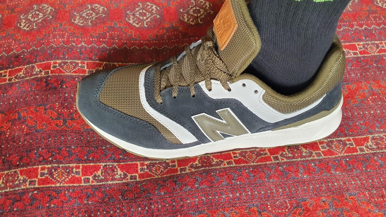 New Balance Men's 997H V1 Classic Sneaker customer photo 2