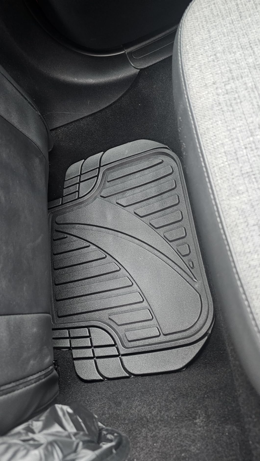 Motor Trend FlexTough Advanced Black Rubber Car Floor Mats - Heavy Duty Trim to Fit All Weather Floor Mats for Cars Truck SUV - Automotive Car Interior Floor Liner Protection - Universal Fit customer photo 1