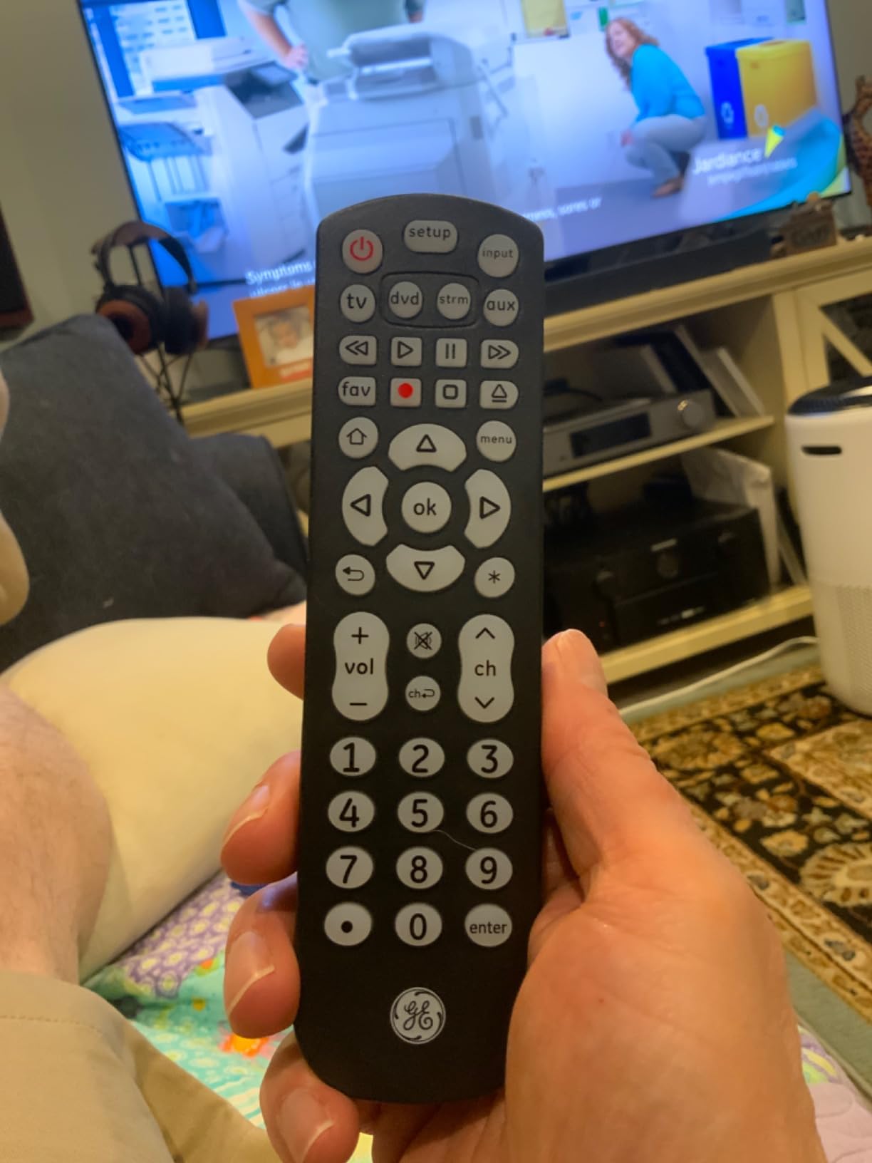 GE Backlit Buttons Universal Remote Control, Samsung TV Remote Control Replacement, Samsung Remote Control for Smart TV, Roku Remote Replacement, Vizio, LG TV, Sony, 4-Device, Black, 40081 customer photo 2