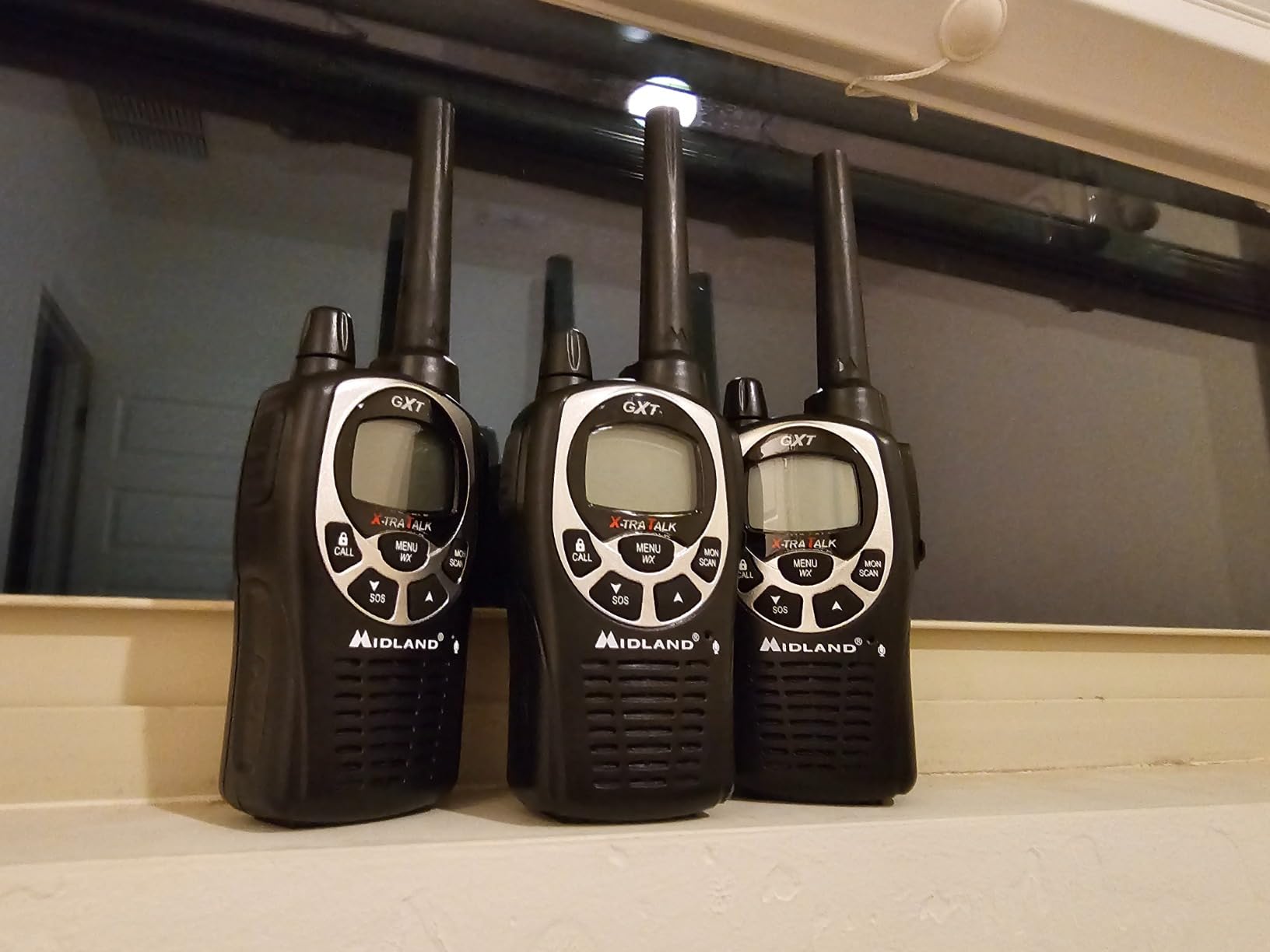Midland GXT1000X3VP4 GMRS Two-Way Radio (50-Channel, Long Range, 142 Privacy Codes, SOS, NOAA, Rechargeable Nickle Battery, Black/Silver, 3-Pack) customer photo 2