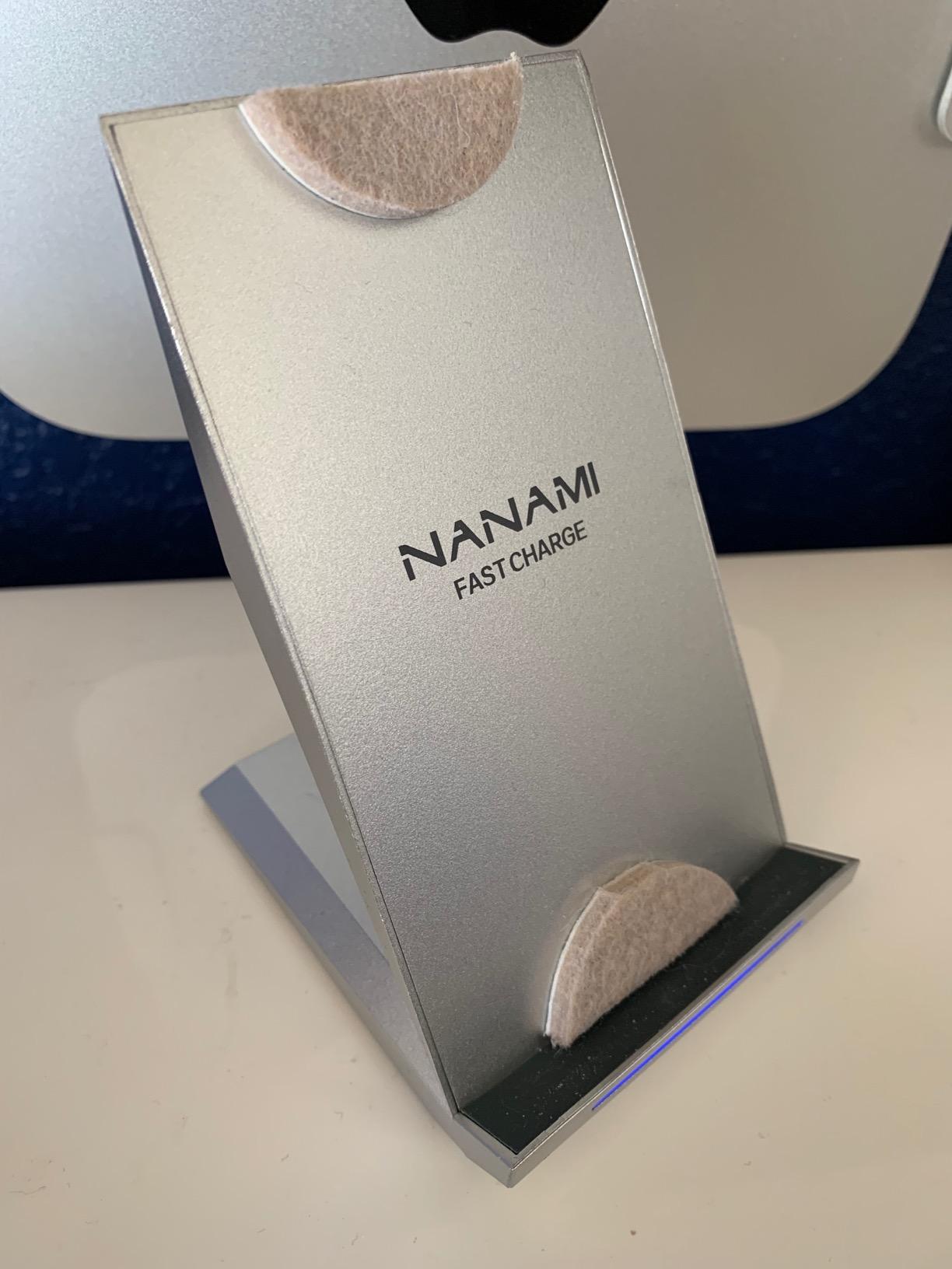 NANAMI Fast Wireless Charger Charging Stand with 20W PD Adapter | NightStand Phone Charger Dock for iPhone 17/17 Pro/17 Pro Max/16/16 Plus/15/14, 10W for Samsung Galaxy S26/S26+/S25/S24 customer photo 2