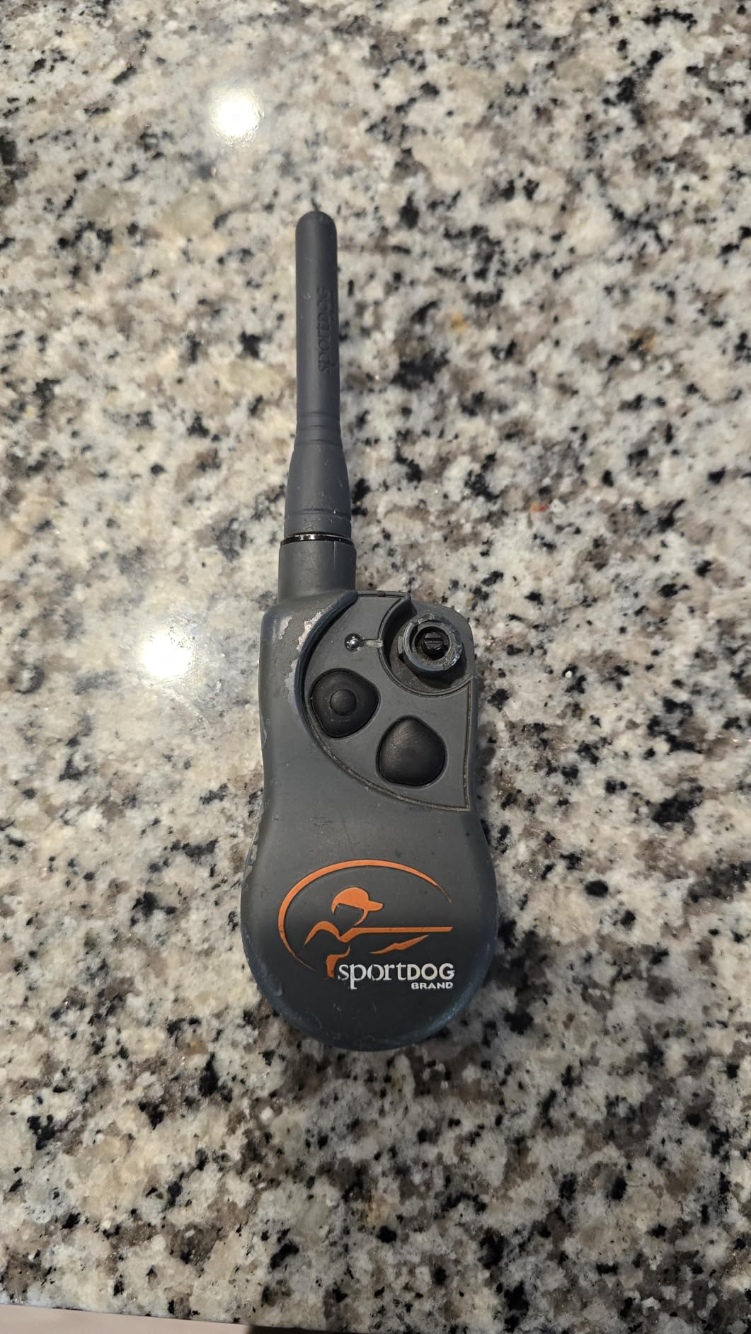 SportDOG SportHunter 825X Remote Dog Trainer, 1/2 Mile Range | Built For In-The-Field Training with Longer Ranging Dogs, 21 Levels of Static, Tone or Vibration, Waterproof to 25 ft customer photo 1