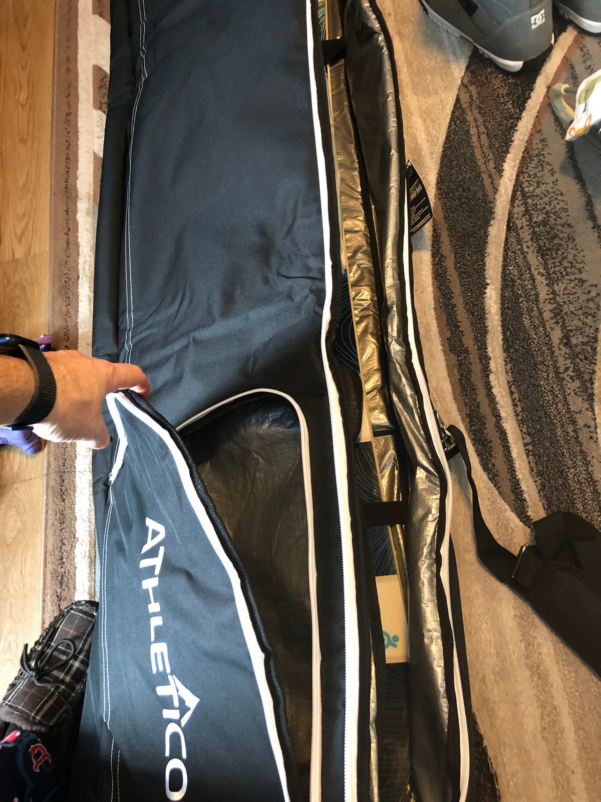 Athletico Conquest Padded Snowboard Bag With Wheels - Travel Bag for Single Snowboard and Snowboard Boots customer photo 1