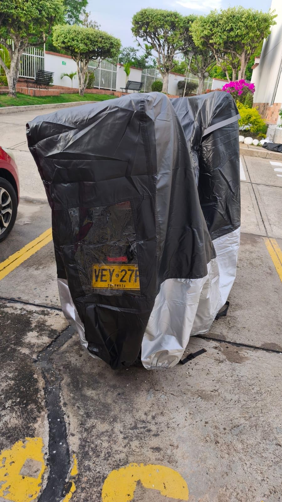 VELMIA Motorcycle Cover - Extremely Heat Resistant up to 550F, Waterproof for All Seasons, Fits Motorcycles, Scooters, Mopeds & Harleys customer photo 2