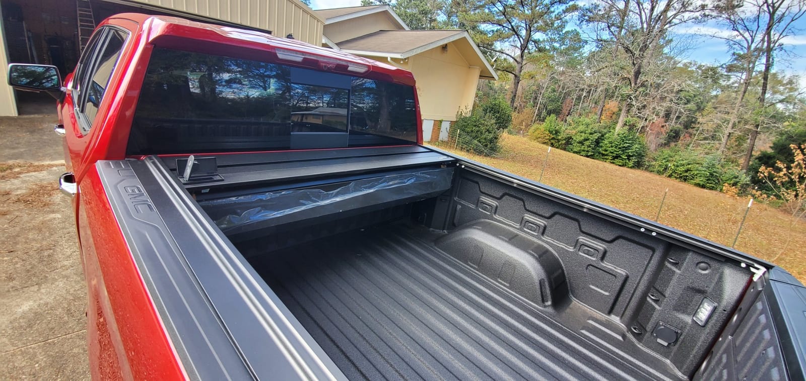 RealTruck Retrax RetraxPRO MX Retractable Truck Bed Tonneau Cover | 80481 | Fits 2019 - 2026 Chevy/GMC Silverado/Sierra, works w/ MultiPro/Flex tailgate (w/o Carbon Pro bed) 5' 10