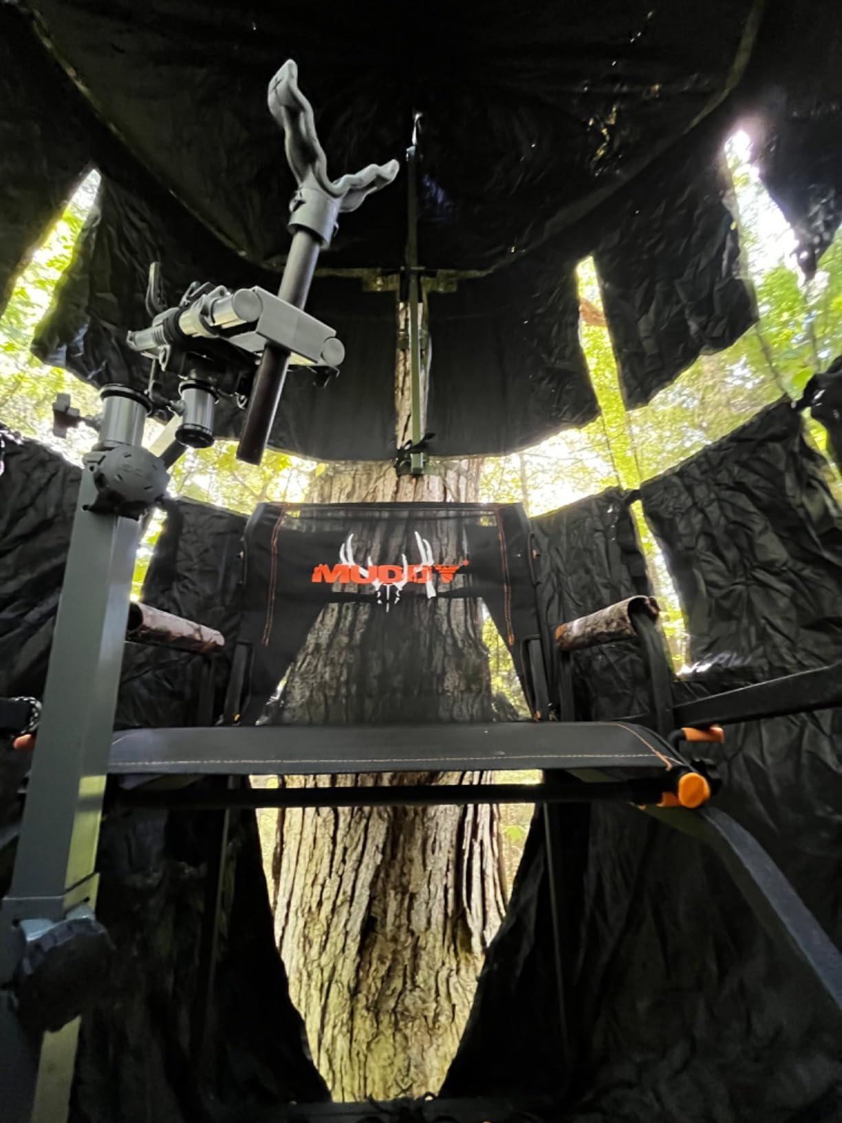 Muddy 1-Person Huntsman Deluxe Steel Ladder Tree Stand, 17 ft Tall | 300 lb Capacity - Hunting Treestand with Lumbar Support Seat, Flip-Back Adjustable Shooting Rail & Silencer Technology customer photo 2