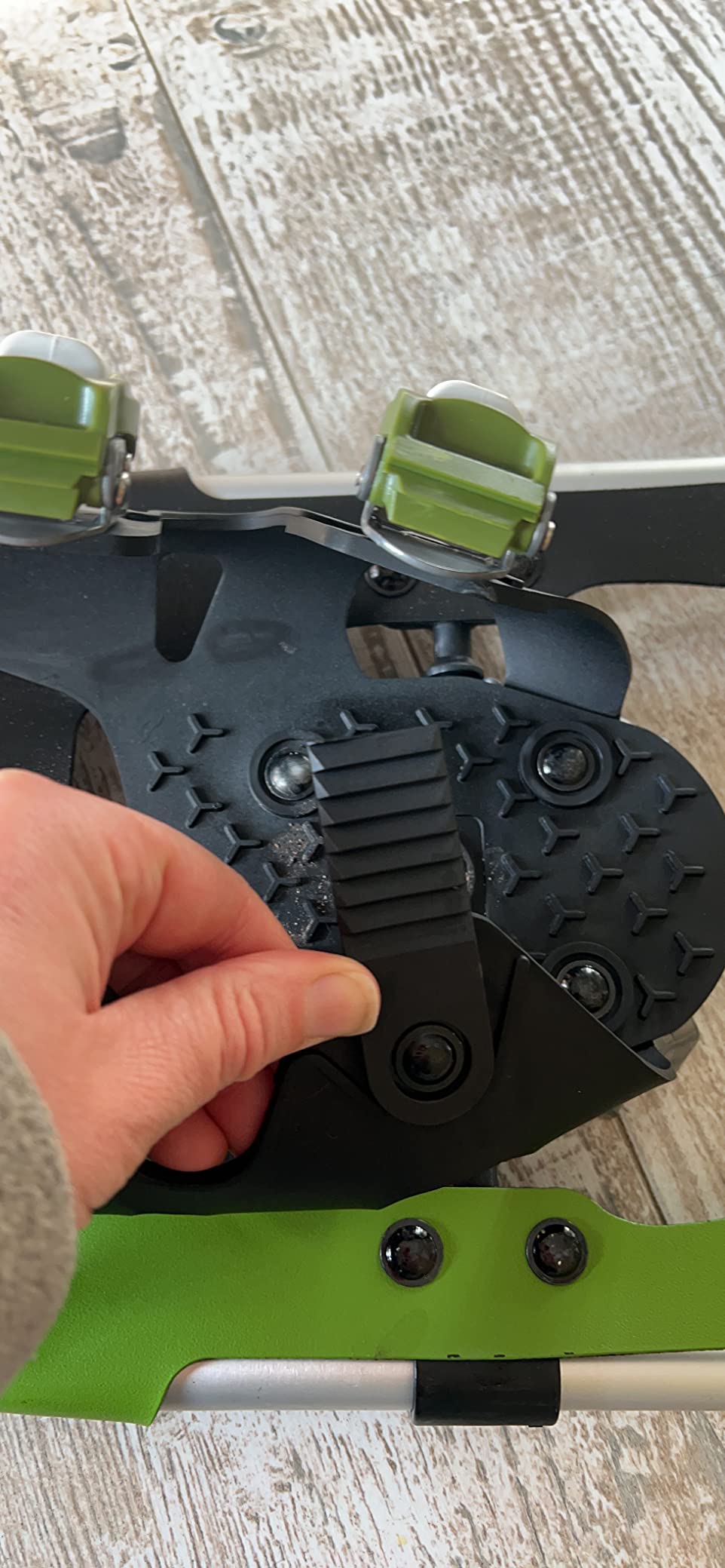 Yukon Charlie's Sherpa Snowshoe, Snowshoes for Men & Women, Snowshoeing Kits for All Skill Levels customer photo 2
