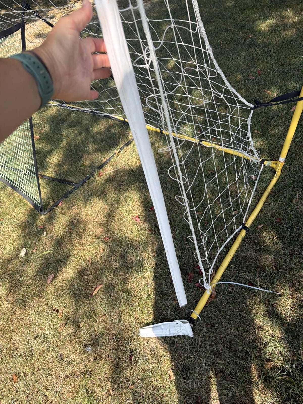 SKLZ Quickster Soccer Goal - Portable Goal for Backyard & Field - Durable Tension-Tite Frame & Heavy Gauge 2-Ply Net - Adjustable Click-Lock Poles, Metal Stakes - Carrying Case with Handle customer photo 1