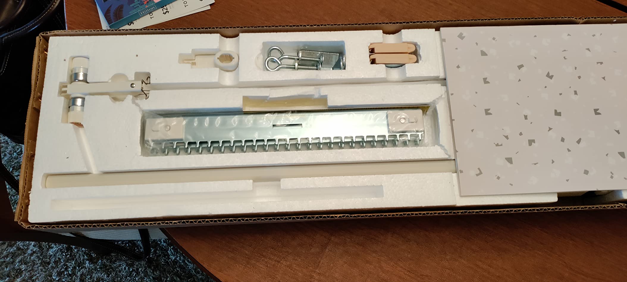LK150 6.5mm Mid Gauge Plastic Domestic Knitting Machine Includes Yarn Needles Accessories for Adults/Kids customer photo 2