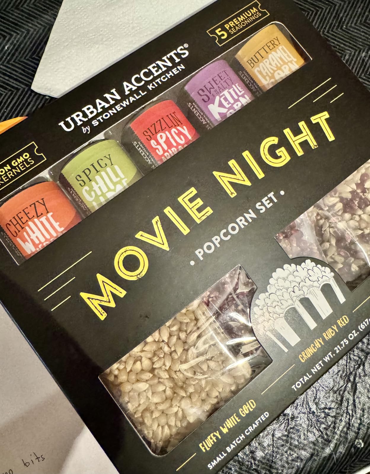Urban Accents Movie Night Popcorn Gift Set - Includes 3 Gourmet Popcorn Kernel Varieties & 5 Flavorful Seasonings customer photo 2
