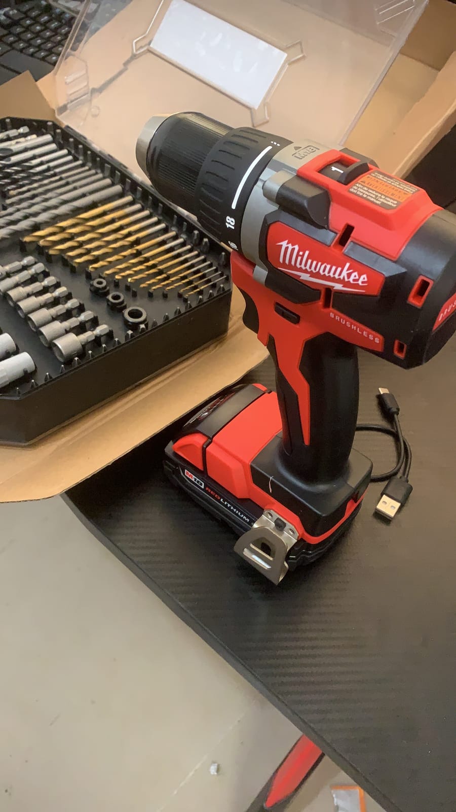 Milwaukee 2892-22CT M18 Compact Brushless 2-Tool Combo Kit, Drill Driver/Impact Driver customer photo 1