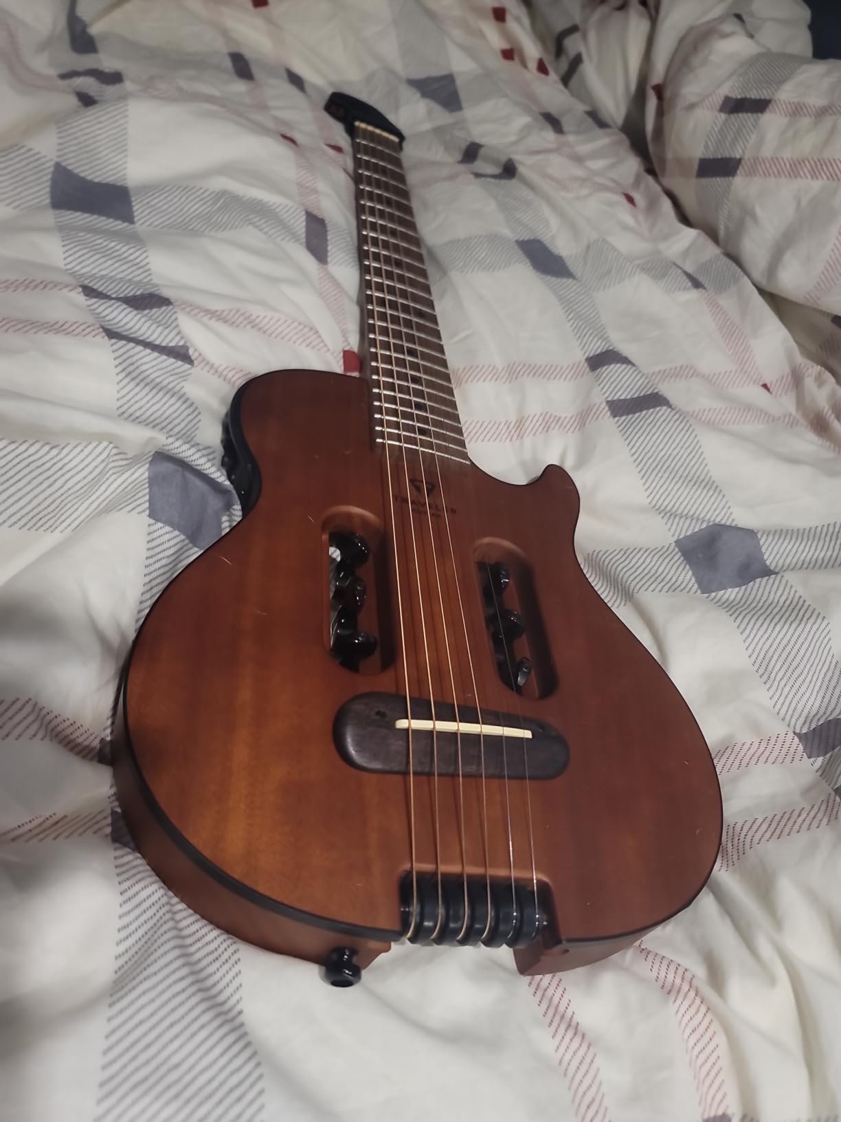 Traveler Guitar Escape Mark III Mahogany Acoustic Guitar | Portable Acoustic with Built-in Headphone Amp | Full 25.5