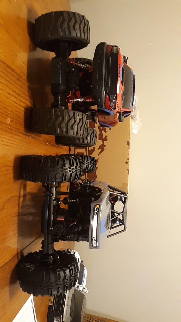 Redcat Racing Danchee Ridgerock 1/10 Scale 4WD Electric RC Rock Crawler - RC Truck RTR with 2.4GHz Radio, Dual Motors, 4-Wheel Steering, USB Charger with RC Crawler Li-ion Battery customer photo 2