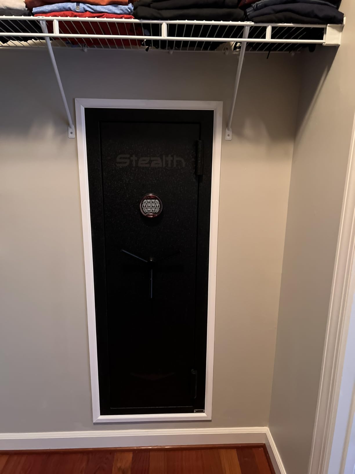 Stealth EGS14 Essential Gun Safe, Fireproof for 30 Minutes, Fits up to 14 Long Guns & Pistols, Adjustable Door Panel Organizer, California DOJ Approved, Internal Power Outlet, Durable Black Paint customer photo 1
