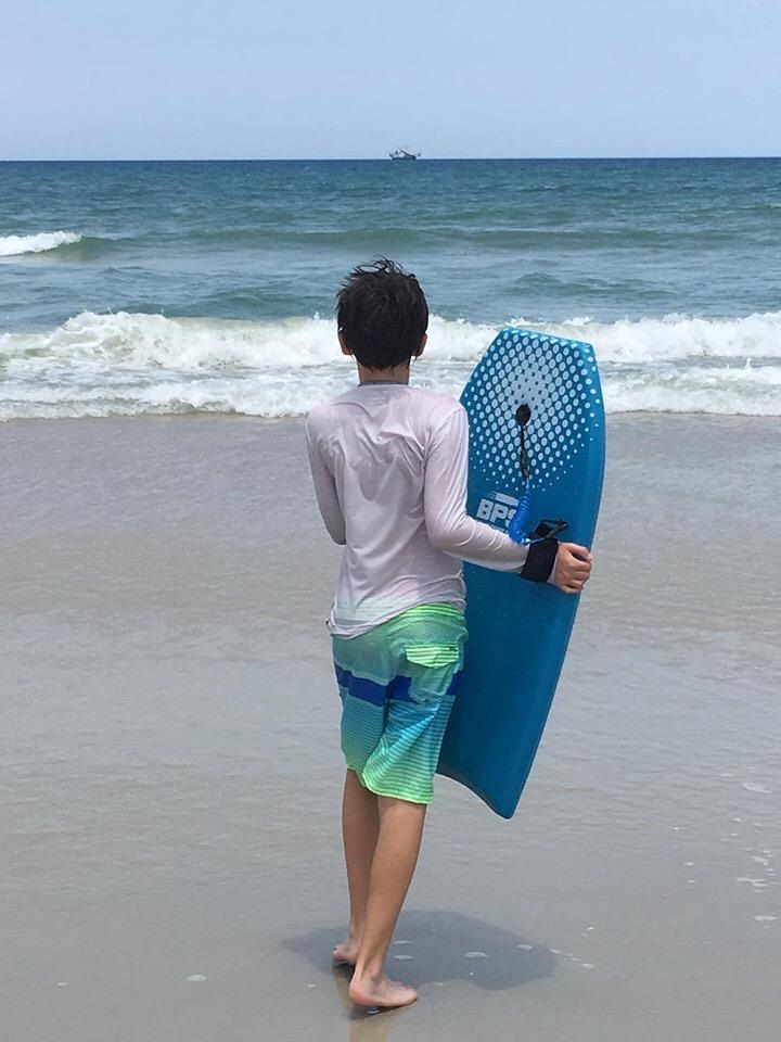 BPS 'Storm' Bodyboard with Premium Coiled Leash - Lightweight with EPS Core, Durable for All Wave Conditions customer photo 1