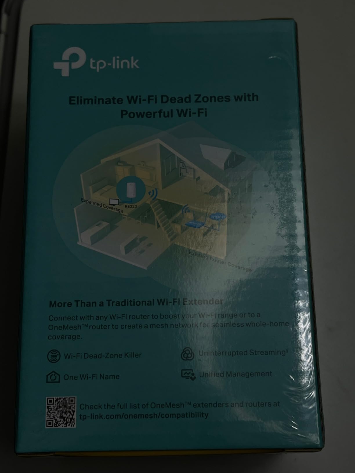 TP-Link WiFi Extender with Ethernet Port (RE220), Dual Band 5GHz/2.4GHz, Covers Up to 1200 Sq.ft and 30 Devices, Signal Booster Amplifier Supports OneMesh customer photo 1