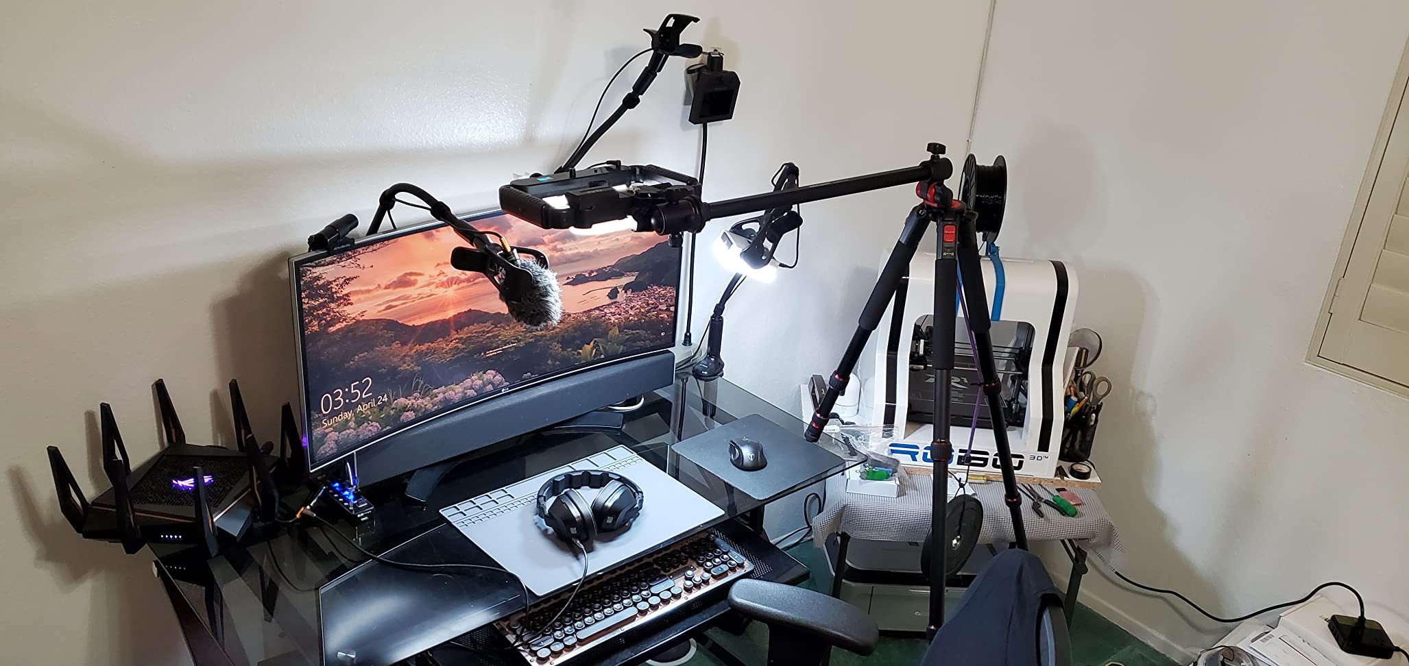 NEEWER 72 inch Camera Tripod Monopod with Center Column and Ball Head Aluminum, Arca Type QR Plate, Bag, Horizontal Tripod Overhead Camera Mount for DSLR Camera, Video Camcorder, Max Load: 33lb customer photo 1