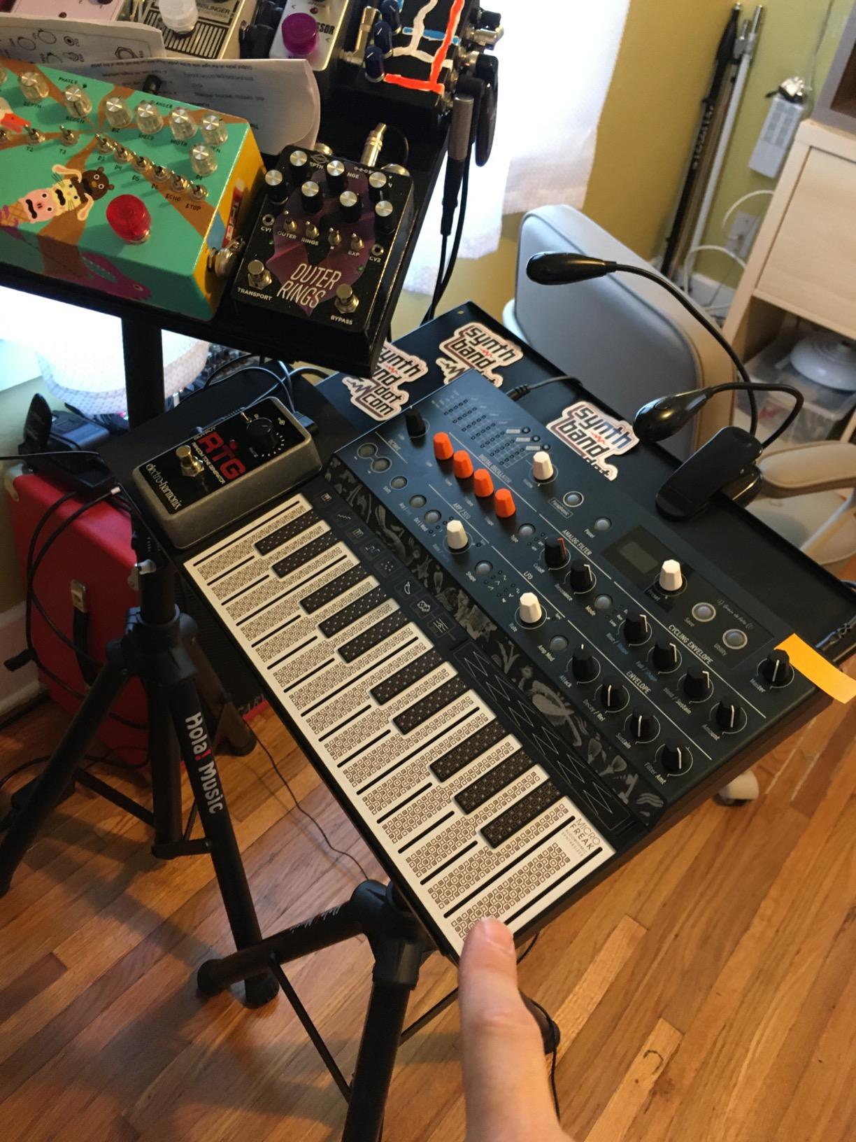 Arturia - MicroFreak Synthesizer Keyboard - 25-Key Hybrid Synth with PCB Keyboard, Wavetable & Digital Oscillators, Analog Filters | 25-Key Capacitive Touch Keyboard with Polyphonic Aftertouch, Digital Wavetable and Multi-Mode Oscillators, Analog Filter customer photo 2