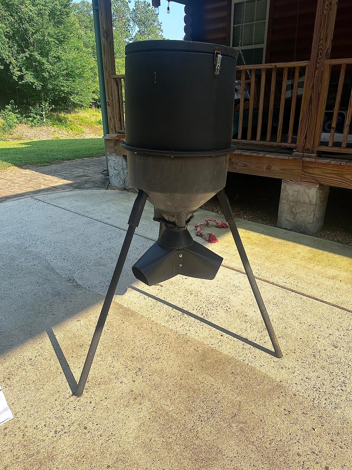 Moultrie Gravity Feeder Kit with Quick-Lock Adapter | Gravity-fed design, no power needed, easy conversion kit, protein pellet ready, rugged construction customer photo 1