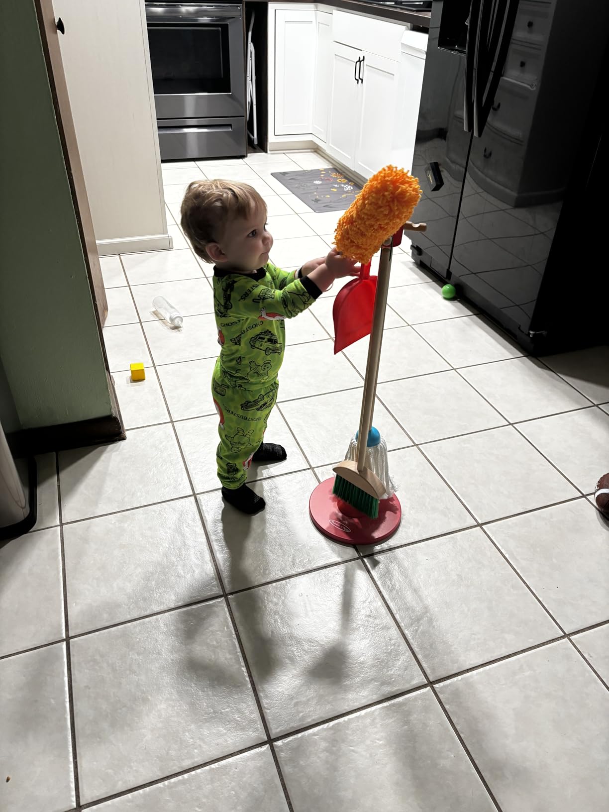 Melissa & Doug Dust Sweep Mop, 6-Pc. Toddler Cleaning Set with Kids Broom & Accessories customer photo 1