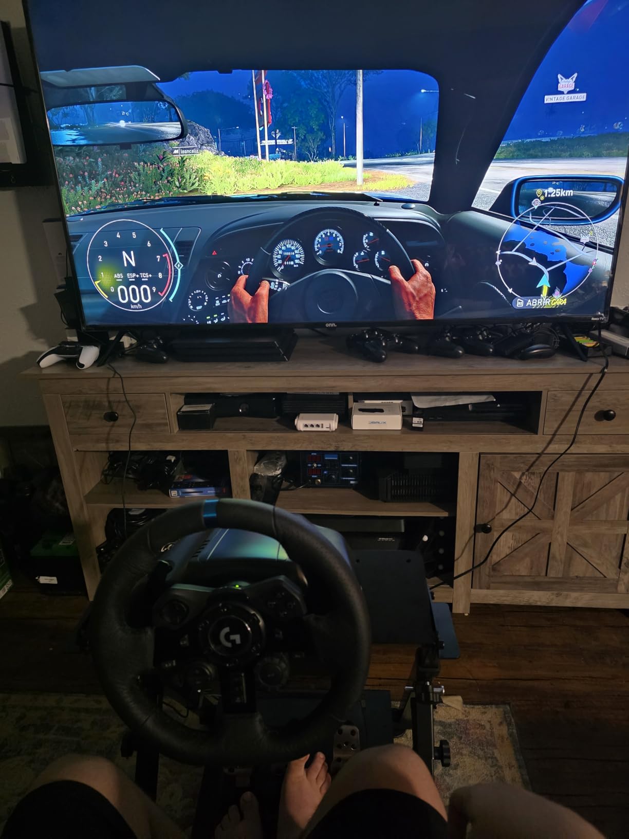 Logitech G923 Racing Wheel and Pedals for PS5/PS4 & PC customer photo 2