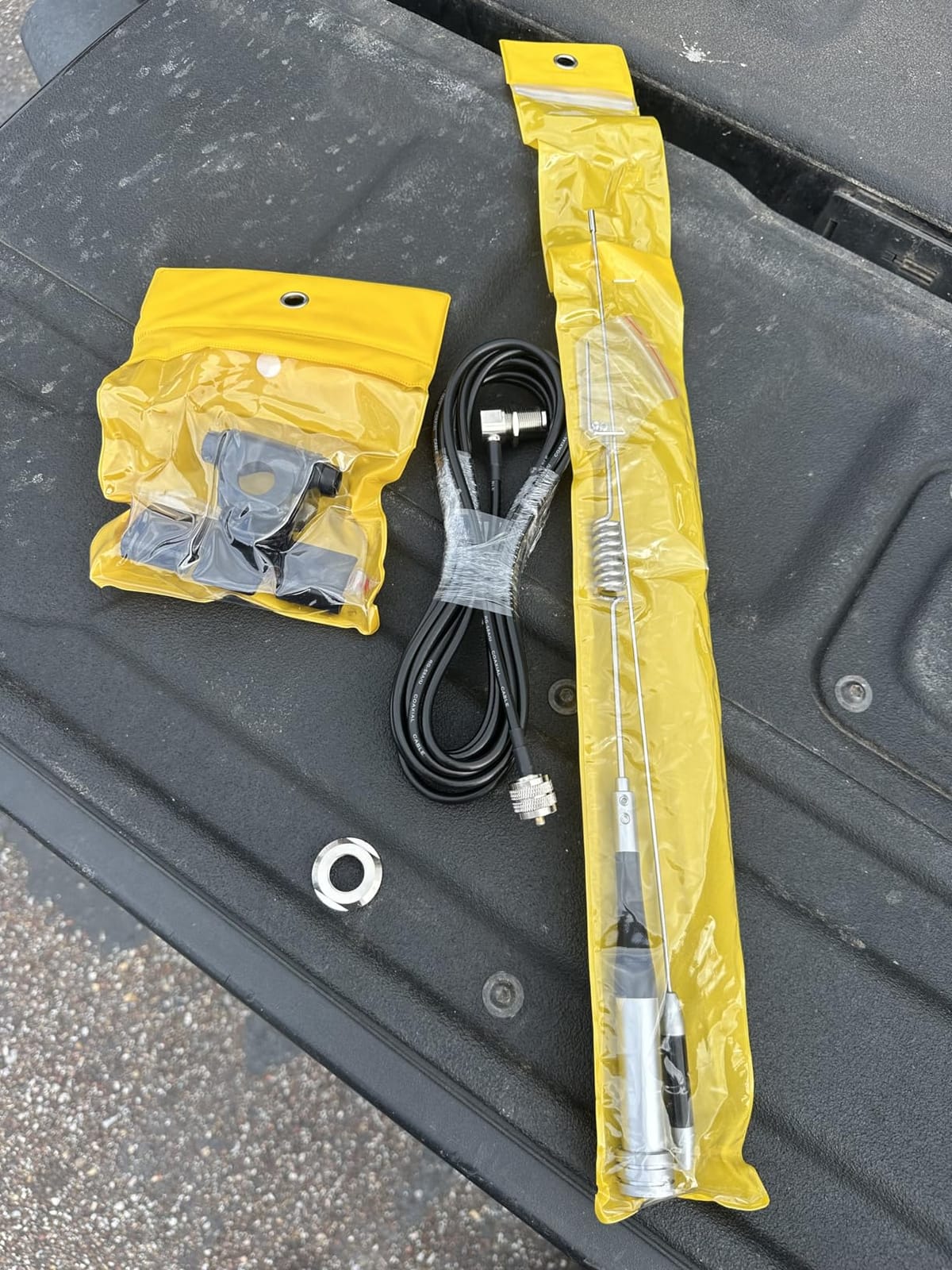 Bingfu Vehicle Mobile Ham Radio Antenna VHF UHF 136-174MHz 400-470MHz | Car Truck Amateur Two Way Radio Antenna with Lip Mount Fixed Bracket PL259 Male 5m 16.5 feet RG58 Cable customer photo 2