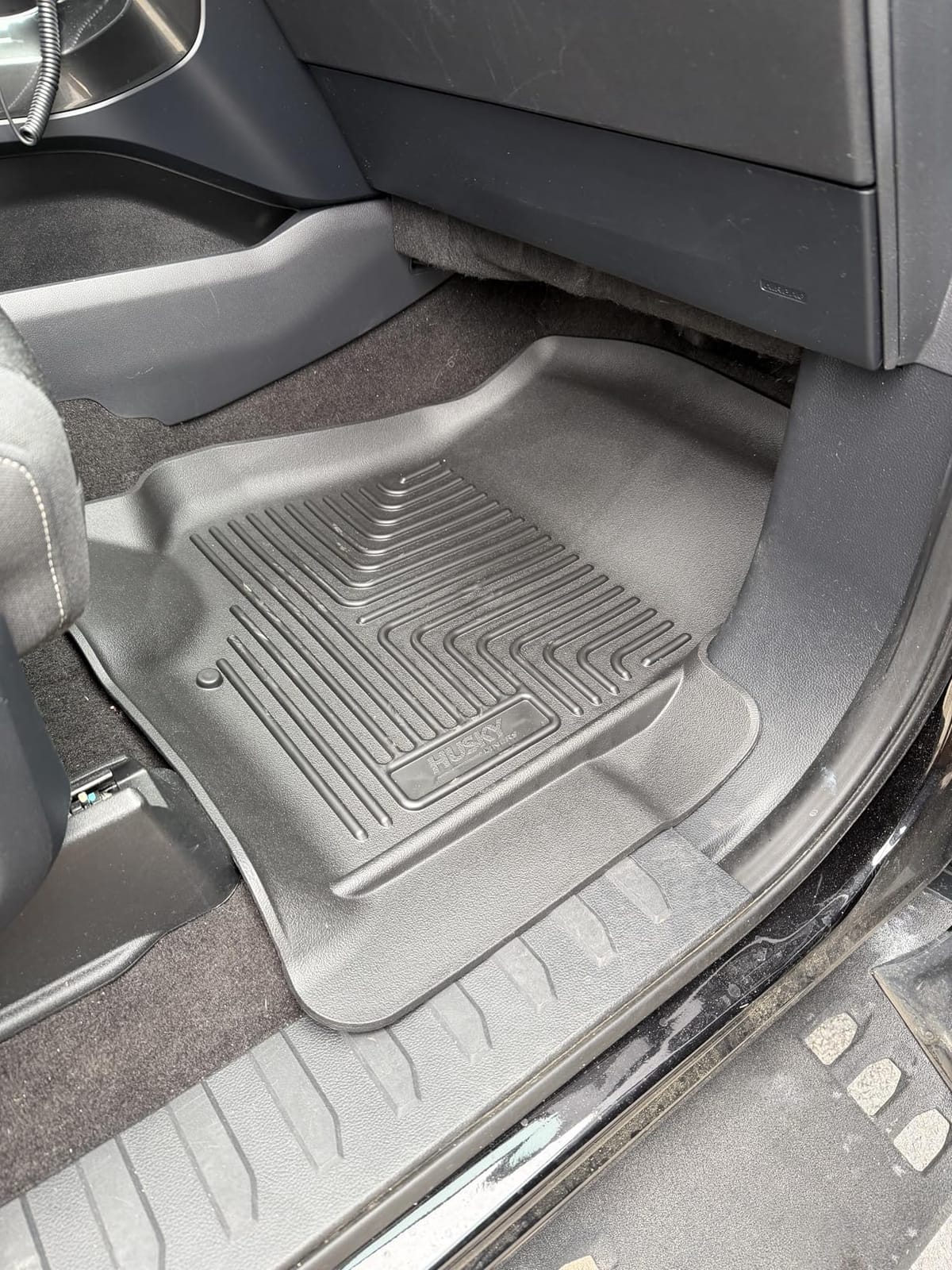 Husky Liners Weatherbeater Floor Mats | Fits 2015-2026 Ford F-150, 2022-2026 Lightning, SuperCrew (Crew Cab) w/Carpet & w/Out Fold Flat Storage | Front & 2nd Row, 3-pc Black - 94041 customer photo 2