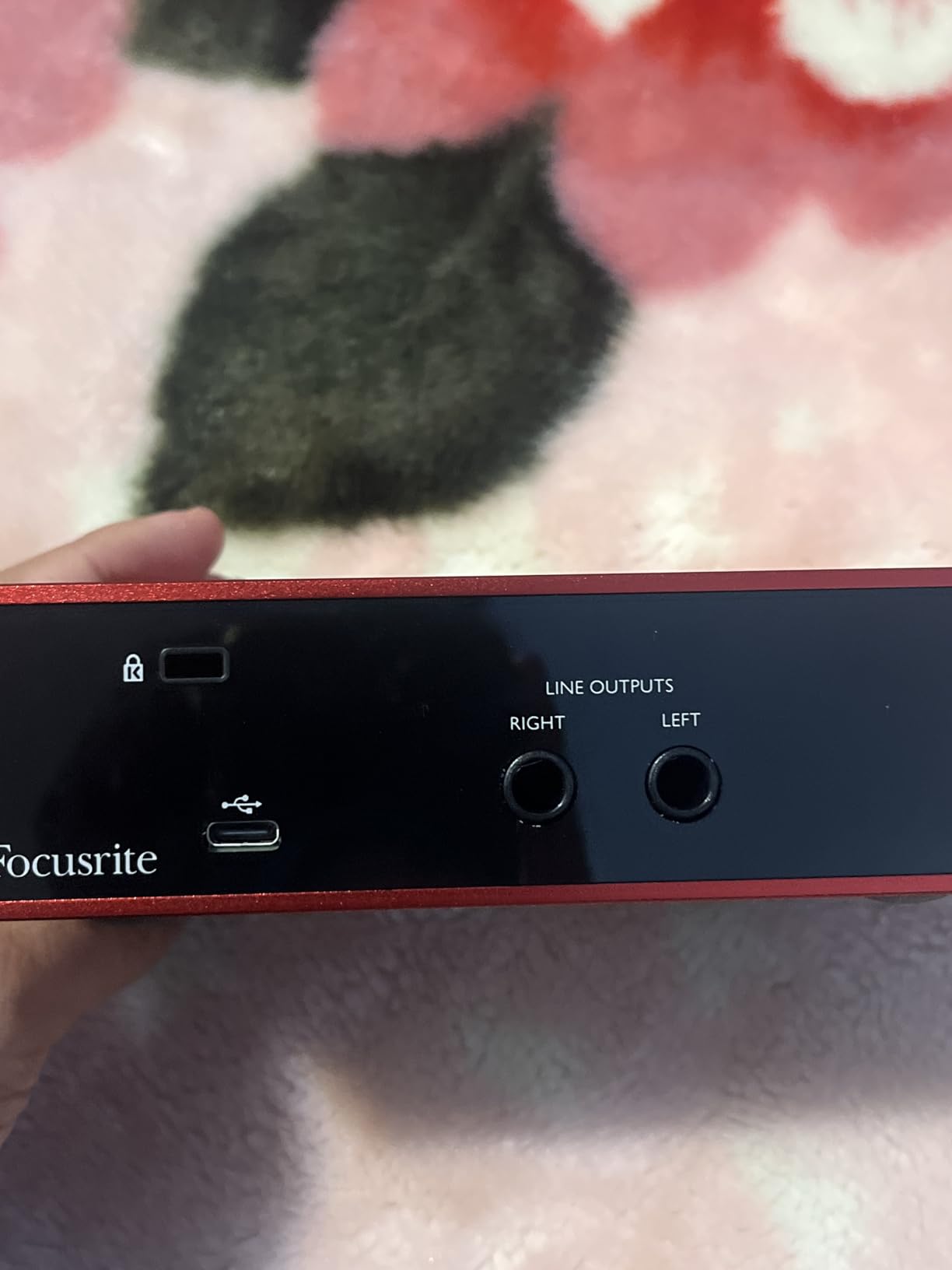 Focusrite Scarlett Solo 3rd Gen USB Audio Interface for Guitarists, Vocalists, Podcasters or Producers customer photo 2
