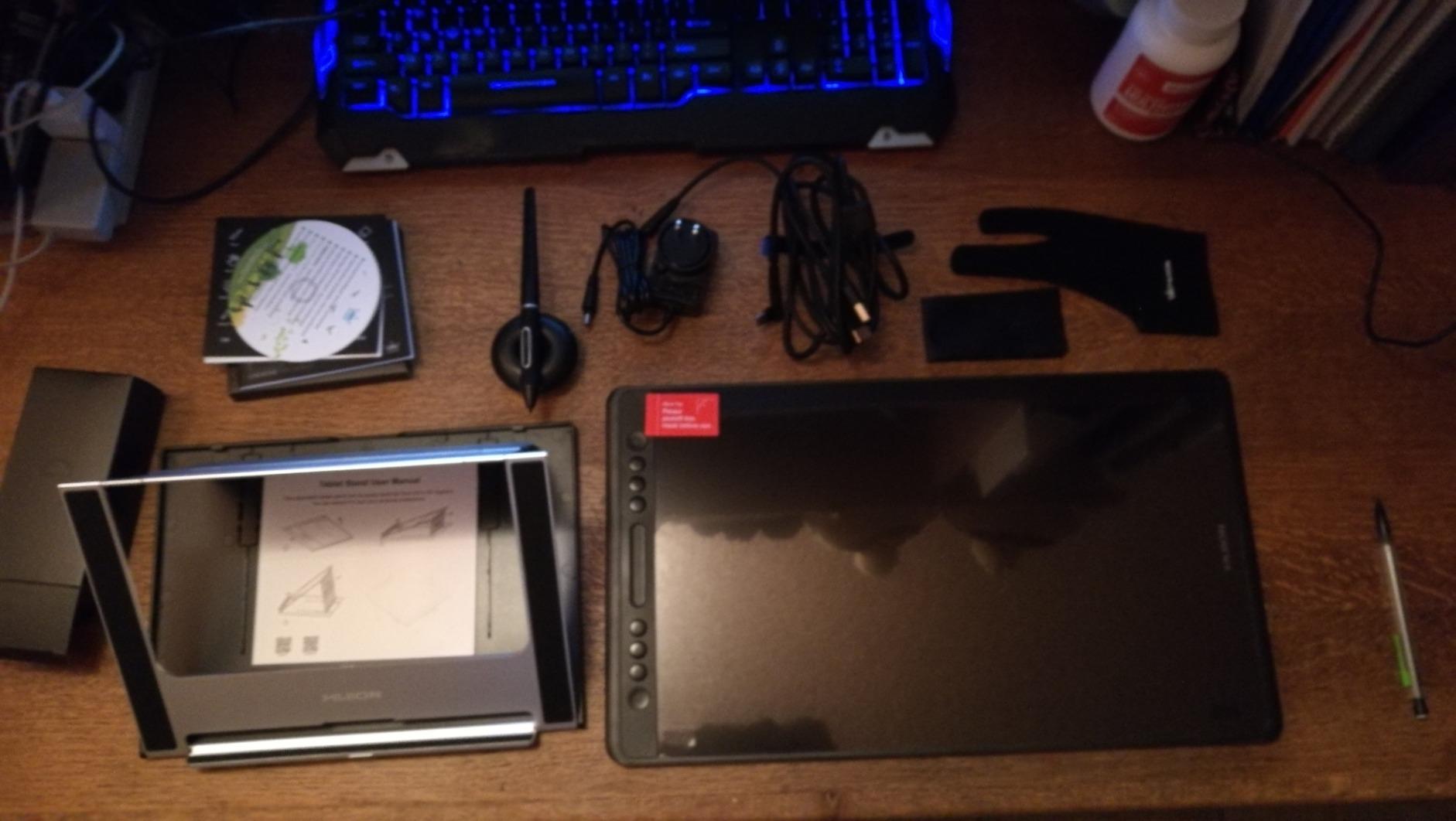 HUION Kamvas Pro 16 Drawing Tablet with Screen,120% sRGB, Touch Bar,15.6