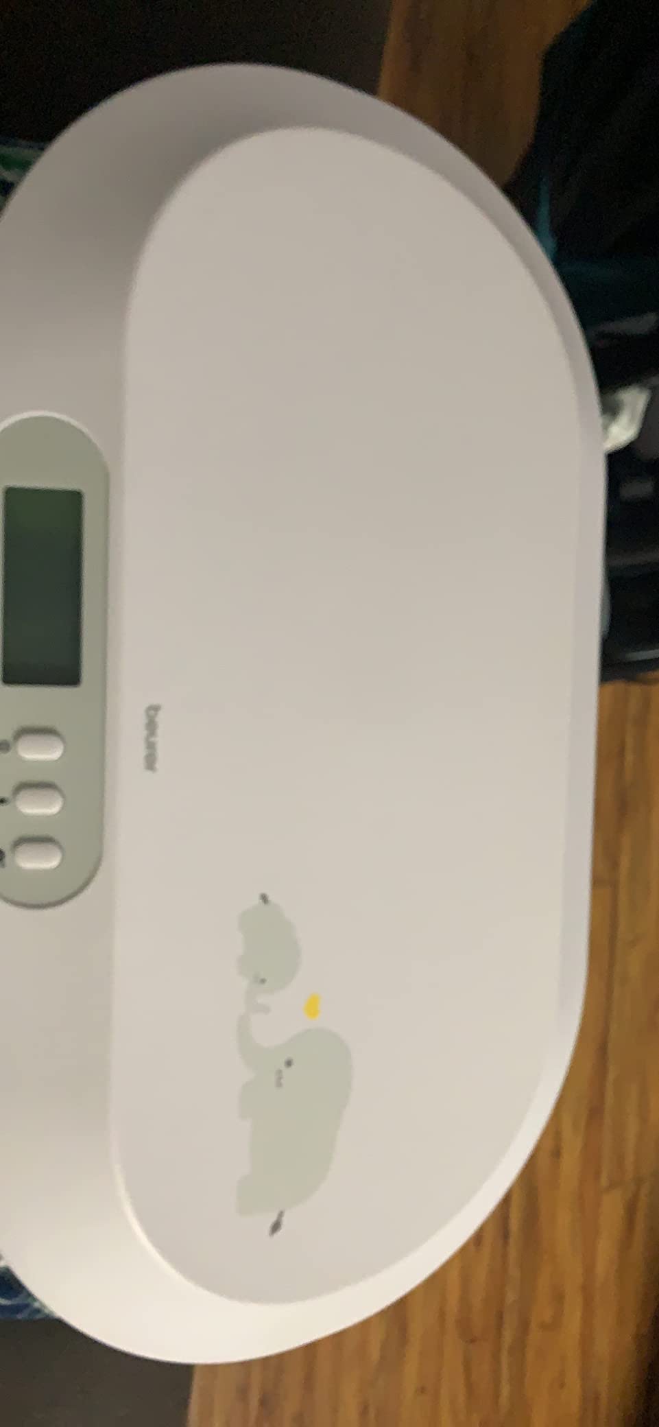 Beurer BY90 Digital Baby & Pet Scale with Bluetooth for Infants, Cats & Dogs, Weighing in Lbs/Oz/Kg up to 44 lbs, Hold & Tare Function for Accuracy & Curved Platform customer photo 1