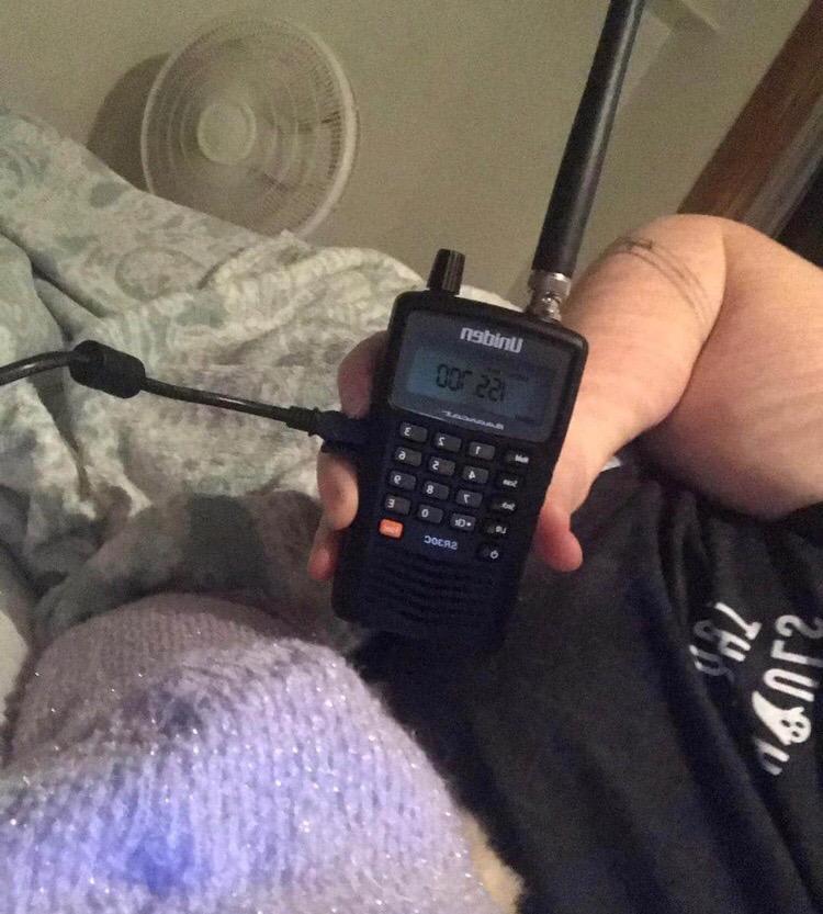 Uniden Bearcat SR30C, 500-Channel Compact Handheld Scanner, Close Call RF Capture, Turbo Search, PC programable, NASCAR, Racing, Aviation, Marine, Railroad. customer photo 1