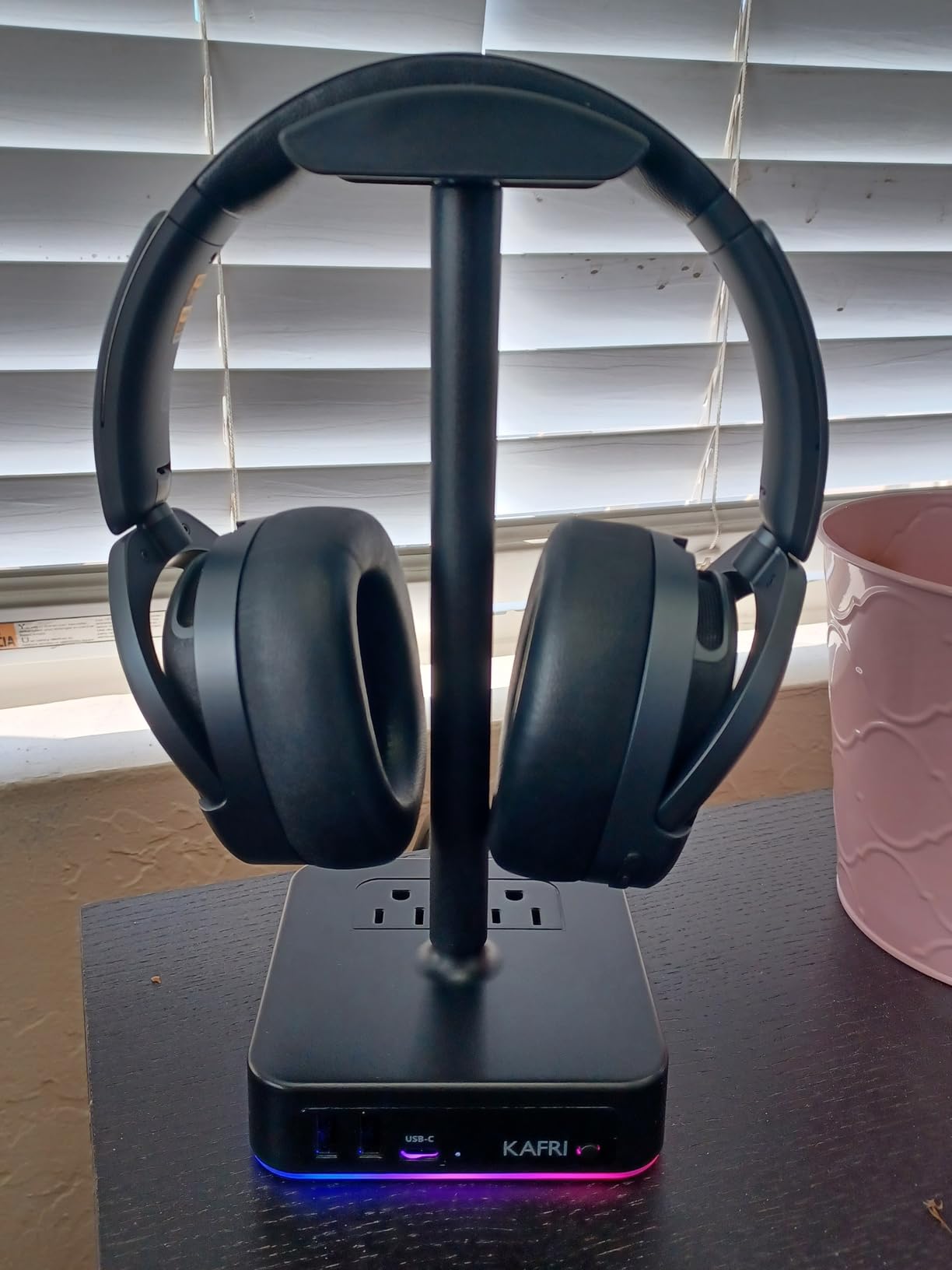 KAFRI RGB Headphone Stand with USB A&C Charger Desk Gaming Headset Holder Hanger Rack with 3 USB Charging Port and 2 Outlet - Suitable for Gamer Desktop Table Game Earphone Accessories Boyfriend Gifts customer photo 1