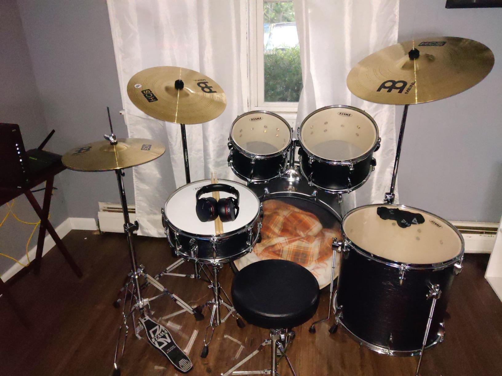 Tama Imperialstar Complete Drum Set - 5-Piece - 22 Inches Kick - Black Oak Wrap customer photo 2