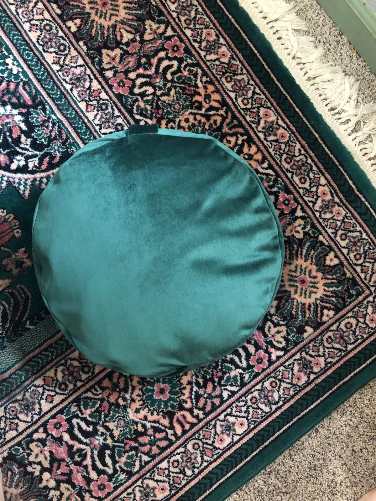 Mindful Modern Velvet Meditation Cushion | Luxe Zafu Yoga Floor Pillow Seat | Posture Support | Buckwheat Hull Filled | Large Round Cushion with Removable Washable Cover + Carry Handle customer photo 1