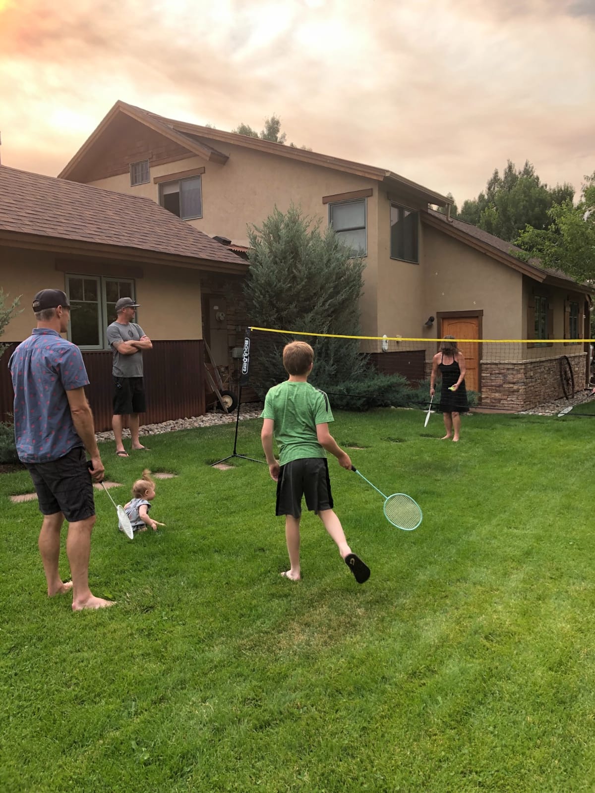 Senston Professional 90g Lightweight Badminton Set of 4 for Backyard Games | 4 Rackets+6 Birds+1 Bag/ 90g Carbon Fiber/ ISO Large Sweet Spot/ Anti-Slip Grip/ T-Joint Stable/ Wind-Resistant for Backyard customer photo 2