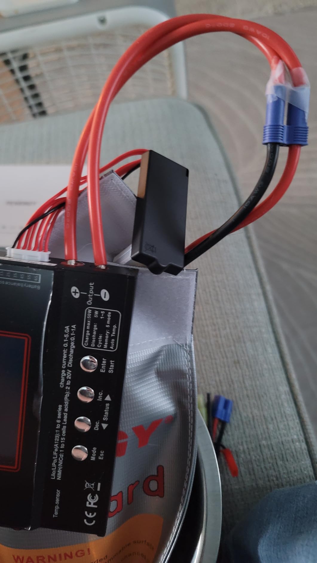 Tenergy 1S-6S Digital Battery Pack Charger for Li-Fe/Li-PO/NiCd/NiMH Packs Balance Charger Discharger w/Tamiya/JST/EC3/HiTec/Deans Connectors + Lipo Bag customer photo 1