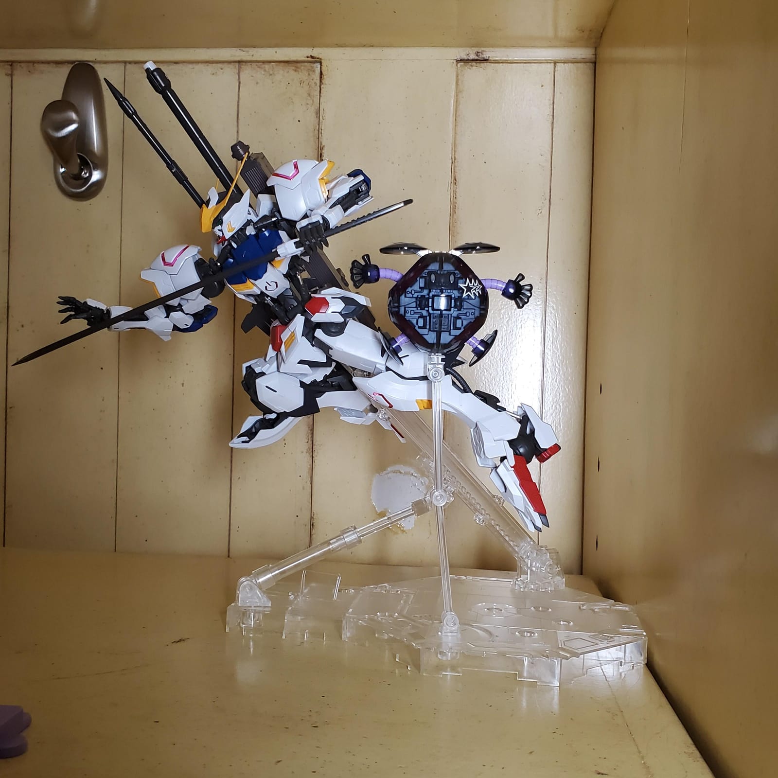 Bandai Hobby MG 1/100 Gundam Barbatos Gundam: IBO Model Kit customer photo 1