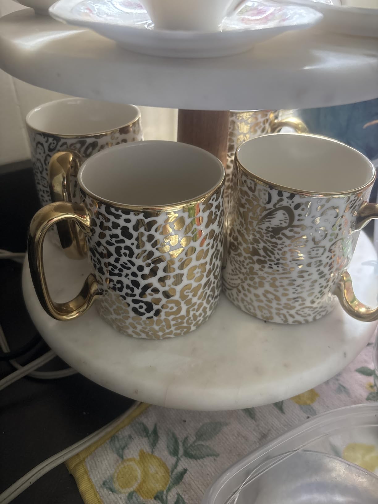 Matrix Gold Porcelain Coffee & Tea Mug Set - Premium Fine Porcelain with Elegant Gold-Plated Finish (not microwave safe), Luxury Drinkware for Everyday Dining, Entertaining & Special Occasions customer photo 1