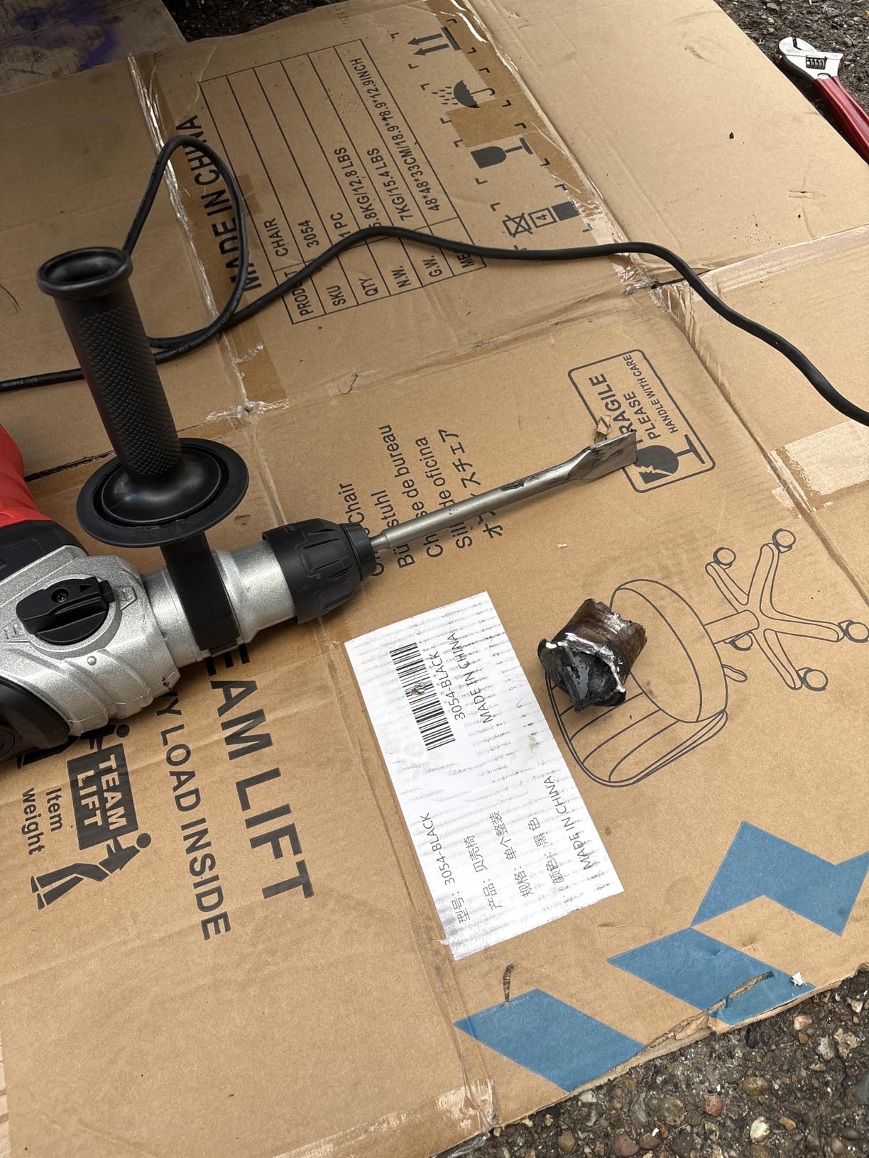 AOBEN Rotary Hammer Drill with Vibration Control and Safety Clutch,13 Amp Heavy Duty 1-1/4 Inch SDS-Plus Demolition Hammer for Concrete-Including 3 Drill Bits,Flat/Point Chisels customer photo 2