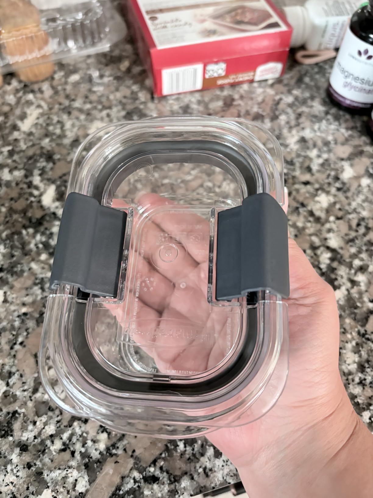 Rubbermaid Brilliance BPA Free 44-Piece Food Storage Containers Set Airtight Leak-Proof with Lids for Meal Prep Lunch and Leftovers customer photo 2