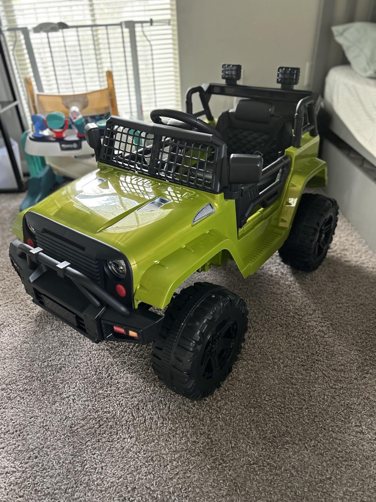 Best Choice Products 12V Kids Electric Vehicle Toy Ride On Car with Parent Remote Control for Toddlers, Seat Harness, 61 lbs Weight Capacity, Locking Doors, Spring Suspension, Bluetooth - Black customer photo 1