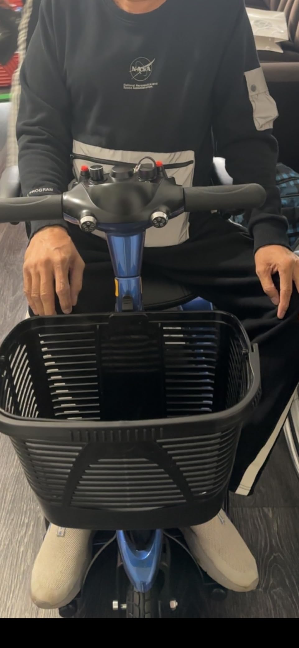 Vive 3 Wheel Mobility Scooter - Electric Powered Mobile Wheelchair Device | For Adults - Folding, Collapsible and Compact for Travel - Long Range Power Extended Battery with Charger and Basket Included customer photo 2