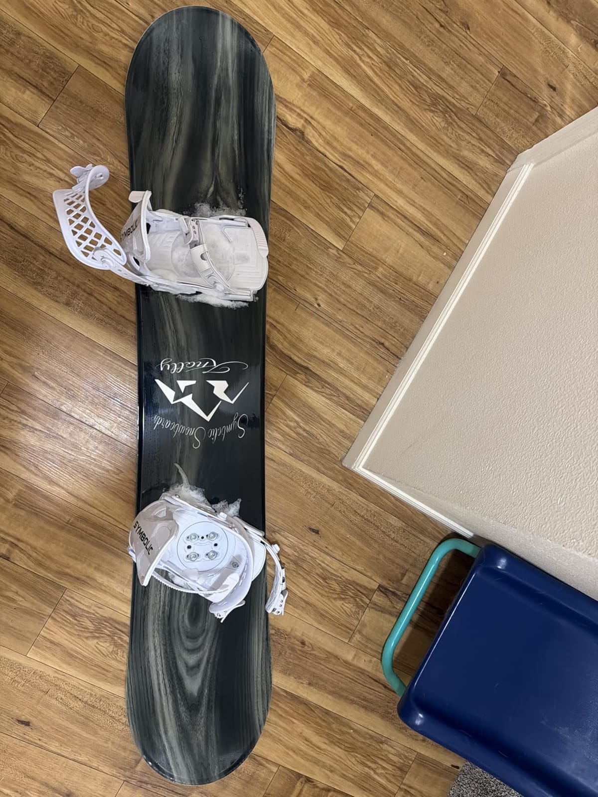 Symbolic Knotty 2025 Snowboard + White Bindings Leash, Stomp Pad Package 140 145 150 155 157 160 163 167 customer photo 1