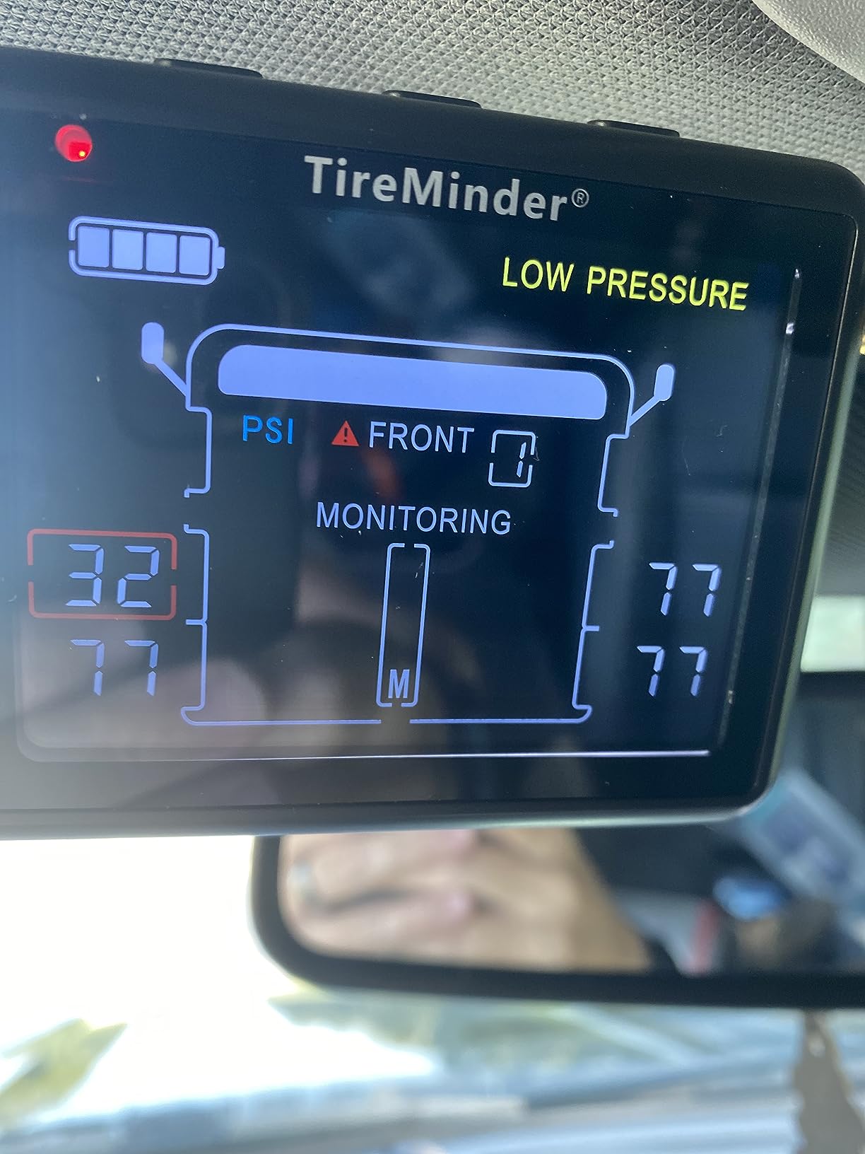 TireMinder i10 RV TPMS with 4 Transmitters, Black customer photo 1