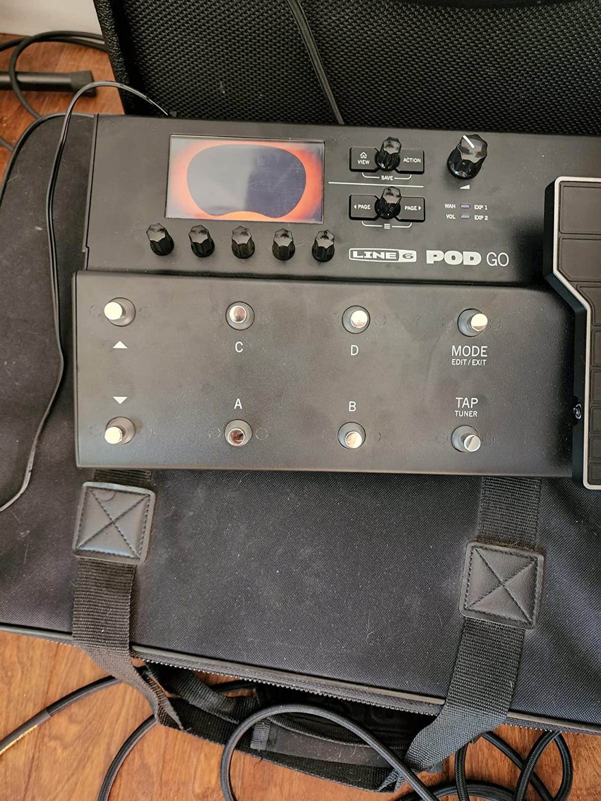 Line 6 POD Go Guitar Multi-Effects Pedal, Black customer photo 1